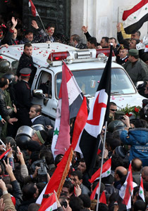 مقتل 35 سوريا برصاص الامن والجامعة تنفي تصريحات الدابي!  صورة رقم 1