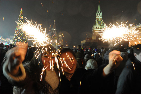 بالصور.. العالم يستقبل 2012 باحتفالات صاخبة وبهجة  صورة رقم 89