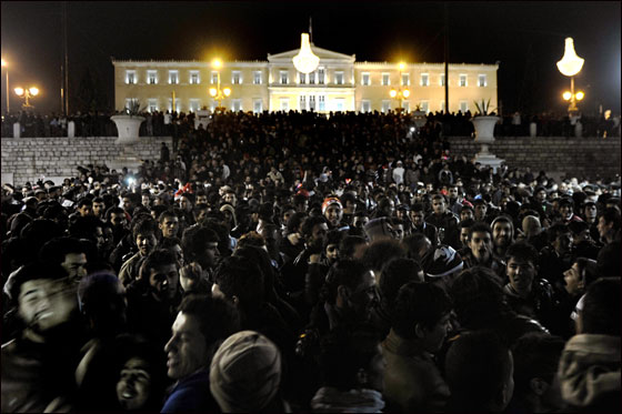 بالصور.. العالم يستقبل 2012 باحتفالات صاخبة وبهجة  صورة رقم 14