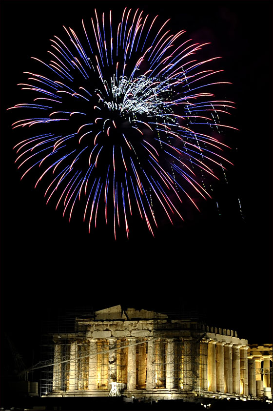 بالصور.. العالم يستقبل 2012 باحتفالات صاخبة وبهجة  صورة رقم 37