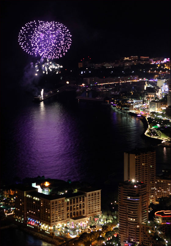 بالصور.. العالم يستقبل 2012 باحتفالات صاخبة وبهجة  صورة رقم 33