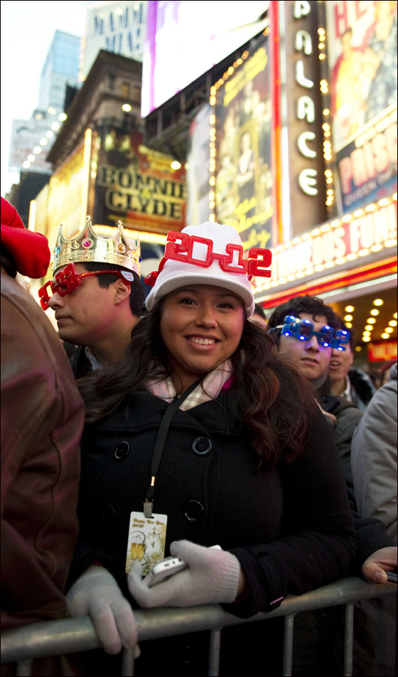 بالصور.. العالم يستقبل 2012 باحتفالات صاخبة وبهجة  صورة رقم 95