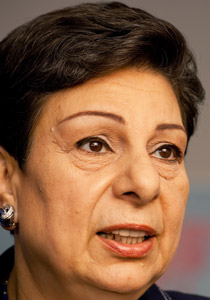 عباس يلتزم بعملية سلام جادة تقوم على اسس متينة وواضحة!! صورة رقم 2