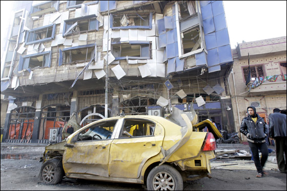 اكثر من 70 قتيلا في اربعة انفجارات هزت بغداد صورة رقم 11