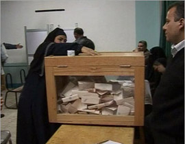 مصر: ام تلد طفلها خلال التصويت بالانتخابات! صورة رقم 1