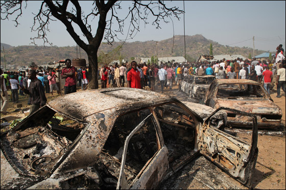 نيجيريا: مسلحون يشنون هجوما على كنسية ومقتل 6 اشخاص!  صورة رقم 4