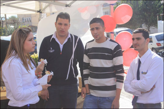 افتتاح مركز خدمات 