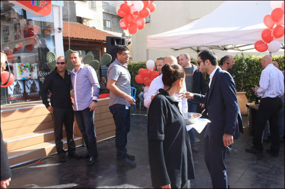 افتتاح مركز خدمات 