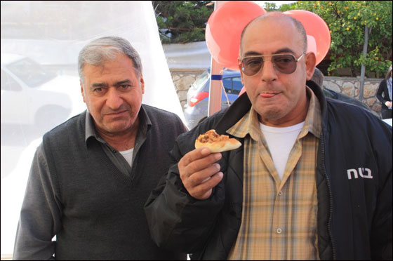 افتتاح مركز خدمات 