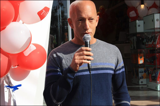 افتتاح مركز خدمات 