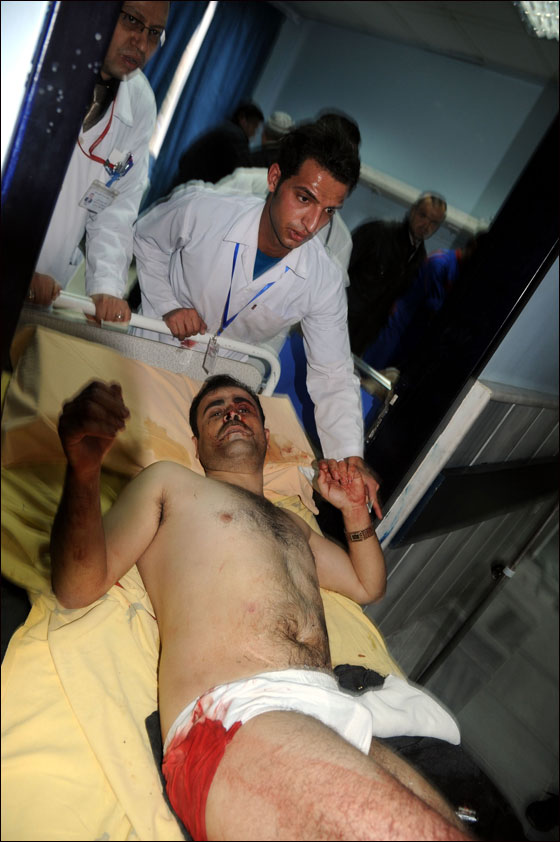 سوريا: سقوط 35 قتيلاً في مظاهرات للمطالبة بإنهاء حكم الأسد صورة رقم 15