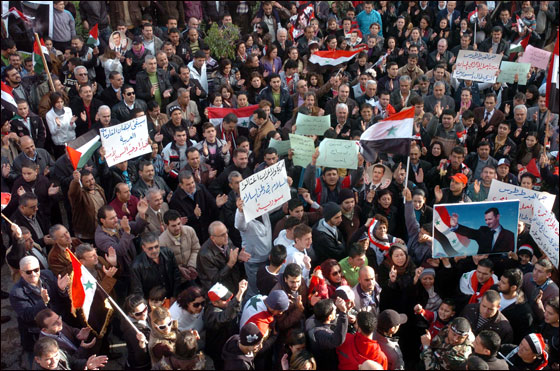 سوريا: سقوط 35 قتيلاً في مظاهرات للمطالبة بإنهاء حكم الأسد صورة رقم 26