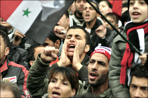 سوريا: سقوط 35 قتيلاً في مظاهرات للمطالبة بإنهاء حكم الأسد صورة رقم 27