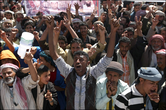 هل سيغادر الرئيس اليمني إلى بلد عربي أم سيواجه التحديات؟  صورة رقم 9