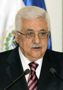 أبو مازن: سنُخرج إسرائيل من أراضينا ولن نقبل المسّ بكرامتنا!! صورة رقم 1