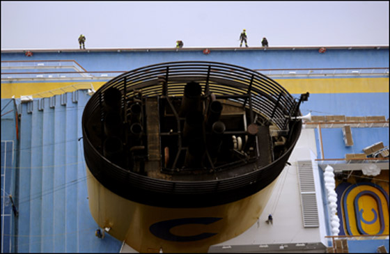 تسرب النفط من الباخرة 