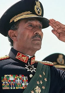 محمد حسنين هيكل يروي تفاصيل اختيار حسني مبارك نائبا للسادات! صورة رقم 1 محمد حسنين هيكل يروي تفاصيل اختيار حسني مبارك نائبا للسادات! صورة رقم 1