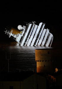 تلاشي الآمال للعثور على مزيد من الناجين لركاب 