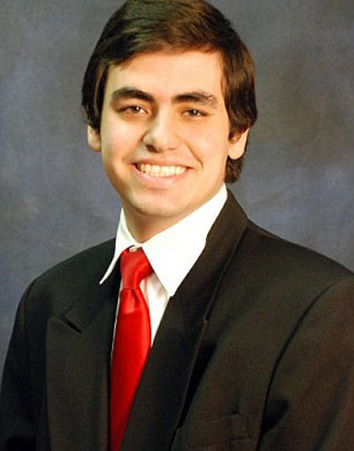 مجموعة طلبة يعتدون بشكل فاحش على شاب فاقد الوعي بمطعم امريكي!  صورة رقم 5