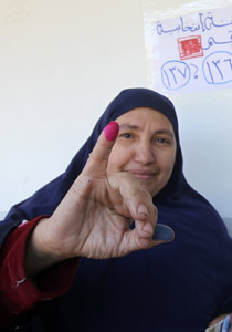 العفو: معظم الاحزاب المصرية لا تكفل المساواة بين المرأة والرجل! صورة رقم 1