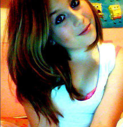 أصيبت بنزيف حاد في الدماغ وتوفيت امام اصدقائها في المدرسة! صورة رقم 3