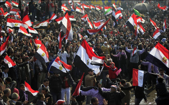 احياء ذكرى الثورة بمصر والمطالبة باستكمال العدالة الاجتماعية صورة رقم 23 احياء ذكرى الثورة بمصر والمطالبة باستكمال العدالة الاجتماعية صورة رقم 23