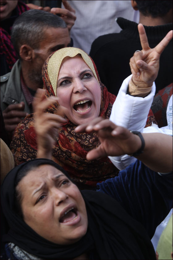 احياء ذكرى الثورة بمصر والمطالبة باستكمال العدالة الاجتماعية صورة رقم 27 احياء ذكرى الثورة بمصر والمطالبة باستكمال العدالة الاجتماعية صورة رقم 27