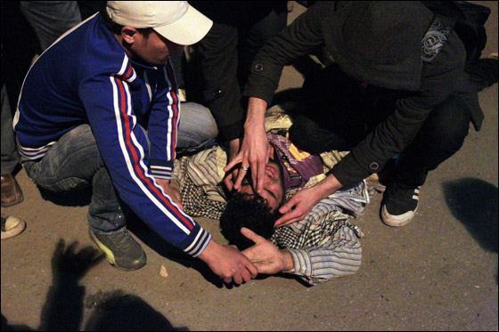 لجنة برلمانية مصرية تحمّل جهاز الامن مسؤولية مذبحة بورسعيد  صورة رقم 7