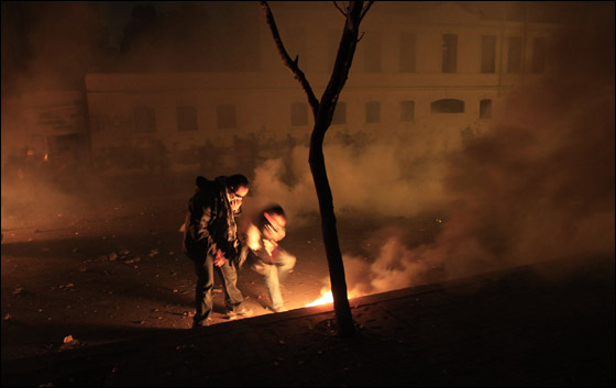 لجنة برلمانية مصرية تحمّل جهاز الامن مسؤولية مذبحة بورسعيد  صورة رقم 14