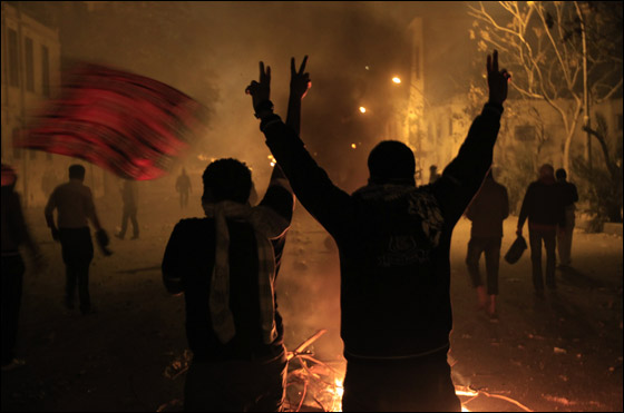 لجنة برلمانية مصرية تحمّل جهاز الامن مسؤولية مذبحة بورسعيد  صورة رقم 20