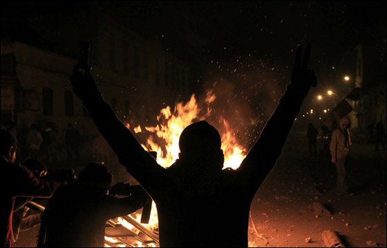 لجنة برلمانية مصرية تحمّل جهاز الامن مسؤولية مذبحة بورسعيد  صورة رقم 22