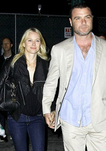 مشاهير هوليوود بعيدون عن العادات والتقاليد بارتباطاتهم الغير رسمية!   صورة رقم 2