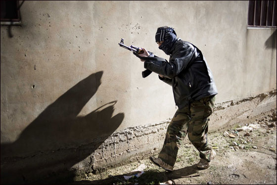 أطفال سوريا لم يسلموا من حملة الرعب والتعذيب ومقتل 12 طفلا!! صورة رقم 9