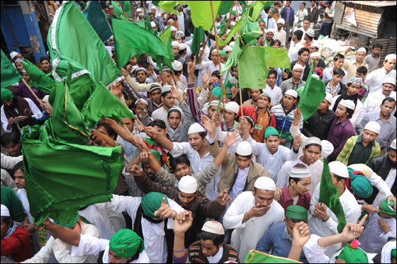 بالصور: العالم يحتفل بعيد المولد النبوي الشريف  صورة رقم 15