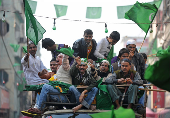 بالصور: العالم يحتفل بعيد المولد النبوي الشريف  صورة رقم 10