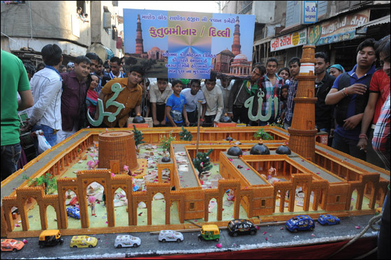 بالصور: العالم يحتفل بعيد المولد النبوي الشريف  صورة رقم 45