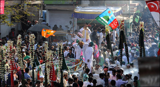 بالصور: العالم يحتفل بعيد المولد النبوي الشريف  صورة رقم 48