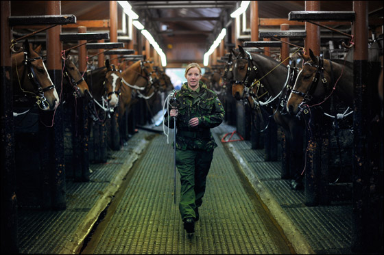 بريطانيا: احتفالات باليوبيل الماسي لاعتلاء الملكة اليزابيث العرش صورة رقم 26 بريطانيا: احتفالات باليوبيل الماسي لاعتلاء الملكة اليزابيث العرش صورة رقم 26