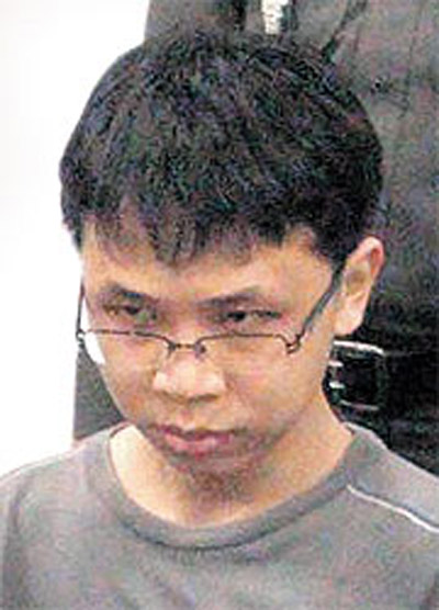 سرق نقود والده التي بلغت 32 الف دولار وحرقها لانه ساعد شقيقه ولم يساعده! صورة رقم 1