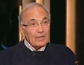 احمد شفيق: اقسم بالله ساذبح اي مسؤول يتواطأ ضد الشعب!! صورة رقم 1