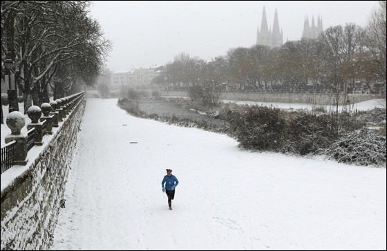 مقتل اكثر من 480 مواطن نتيجة موجة الصقيع التي تجتاح اوروبا! صورة رقم 8