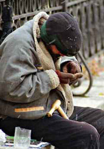 ما هو الحكم الذي سيصدر بحق رجل اكل بسكويت من حاوية النفايات؟! صورة رقم 1