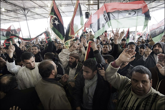 بعد مرور عام على الثورة.. ليبيا تحتفل بالذكرى الاولى للثورة صورة رقم 2 بعد مرور عام على الثورة.. ليبيا تحتفل بالذكرى الاولى للثورة صورة رقم 2