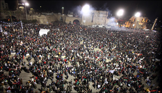 بعد مرور عام على الثورة.. ليبيا تحتفل بالذكرى الاولى للثورة صورة رقم 19 بعد مرور عام على الثورة.. ليبيا تحتفل بالذكرى الاولى للثورة صورة رقم 19