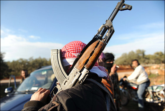 لمنع اسعاف المتظاهرين.. اعتقال 300 طبيب منذ بداية انتفاضة سوريا صورة رقم 7