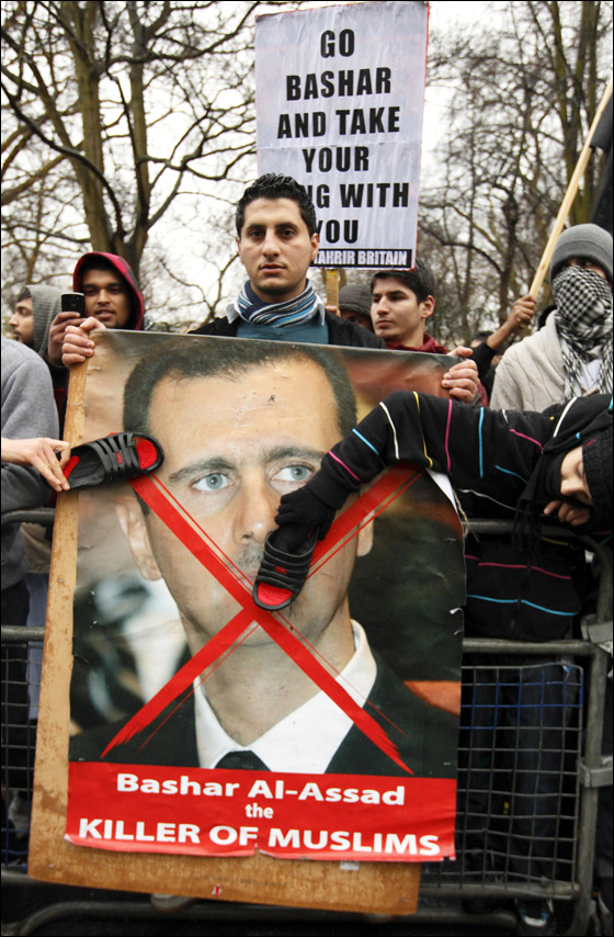 لمنع اسعاف المتظاهرين.. اعتقال 300 طبيب منذ بداية انتفاضة سوريا صورة رقم 8