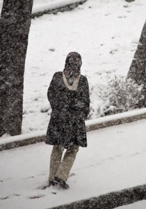 وفاة أكثر من 40 طفلا جراء موجة الصقيع في ايران!  صورة رقم 1