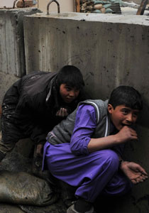 الافراج عن 41 طفلا افغانيا كانوا في طريقهم لشن عمليات انتحارية! صورة رقم 1