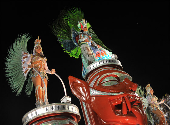 على وقع دقات الطبول: انطلاق أكبر كارنفال في شوارع ريو دي جنيرو صورة رقم 36 على وقع دقات الطبول: انطلاق أكبر كارنفال في شوارع ريو دي جنيرو صورة رقم 36