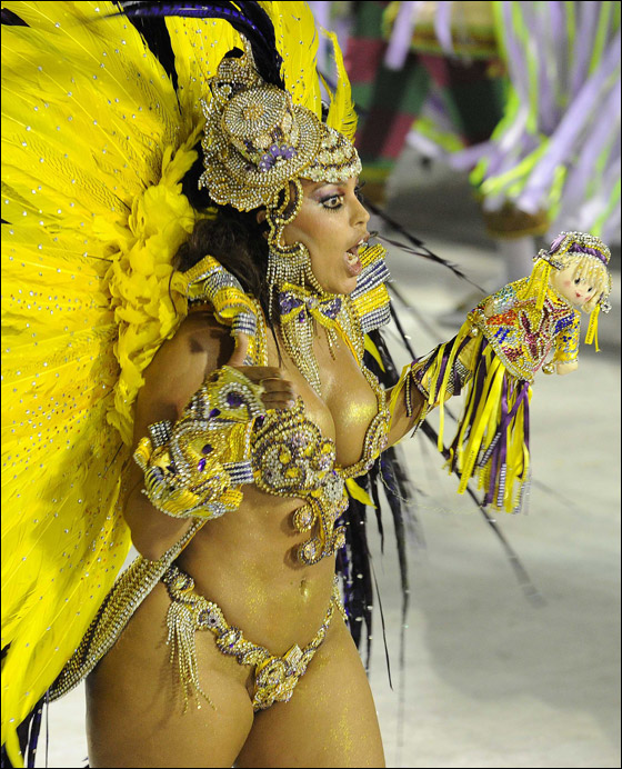 على وقع دقات الطبول: انطلاق أكبر كارنفال في شوارع ريو دي جنيرو صورة رقم 31 على وقع دقات الطبول: انطلاق أكبر كارنفال في شوارع ريو دي جنيرو صورة رقم 31